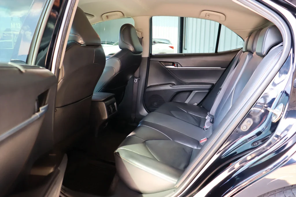 Toyota Camry 2.5 Sport MNC 2022 [HJFA]