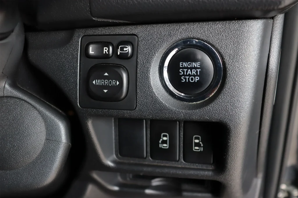 Toyota Ventury 3.0 V 2017 [CADF]