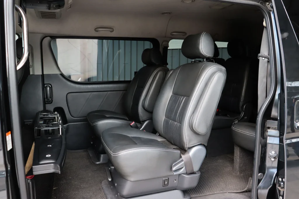 Toyota Ventury 3.0 V 2017 [CADF]