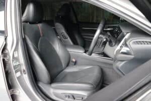 Toyota Camry 2.5 HEV Premium MNC 2023 [CJCB]