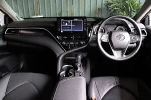 Toyota Camry 2.5 HEV Premium MNC 2023 [CJCB]