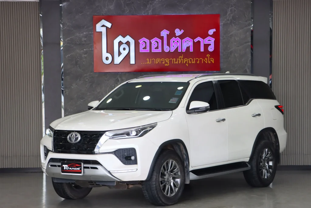 Toyota Fortuner 2.4 V 2WD 2021 [EEDC]