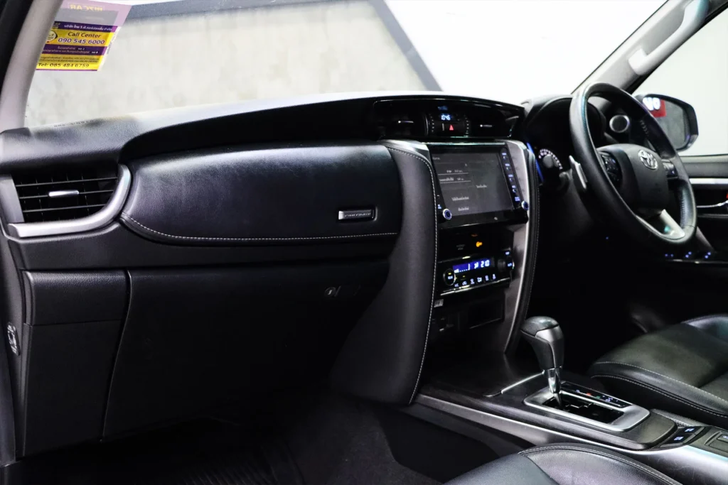 Toyota Fortuner 2.4 V 2WD 2021 [EEDC]