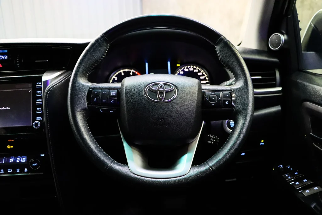 Toyota Fortuner 2.4 V 2WD 2021 [EEDC]