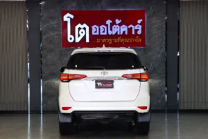 Toyota Fortuner 2.4 V 2WD 2021 [EEBJ]