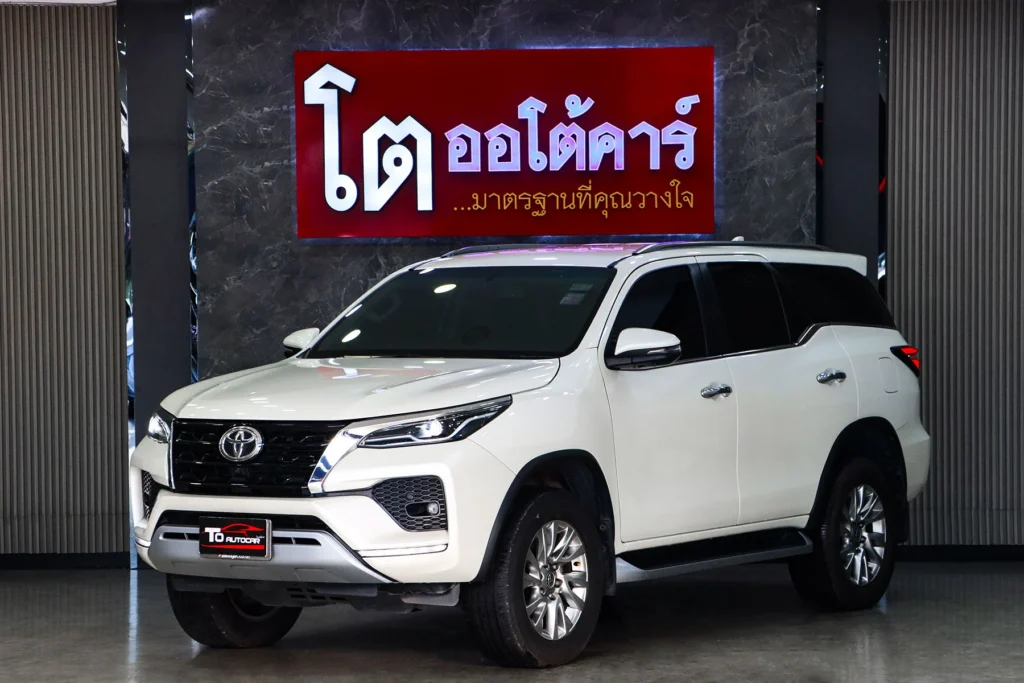 Toyota Fortuner 2.4 V 2WD 2021 [EEBJ]