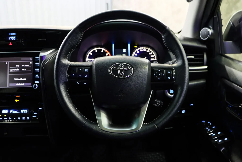 Toyota Fortuner 2.4 V 2WD 2021 [EEBJ]